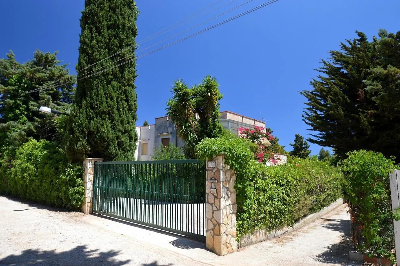 Villa Orlando Scopello Scopello  Italy